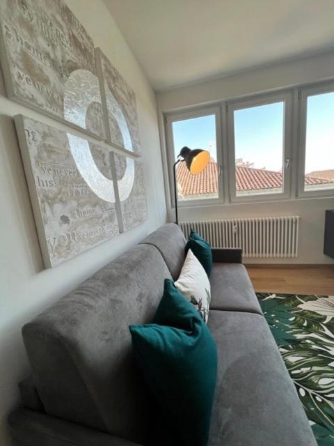 Mandi Mandi Cavour Apartamento Udine Exterior foto
